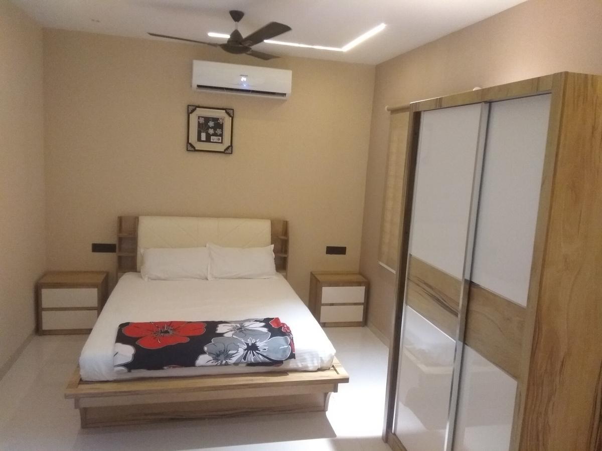 Stay10 Luxury Service Apartment Indore Buitenkant foto