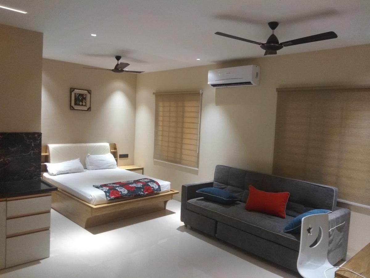 Stay10 Luxury Service Apartment Indore Buitenkant foto